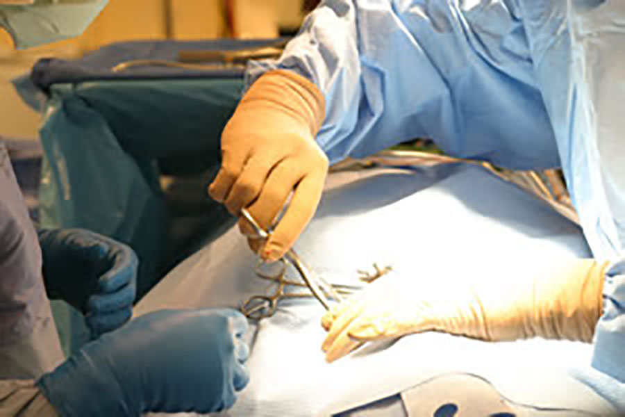 minimally invasive spine surgery with dr. kris radcliff